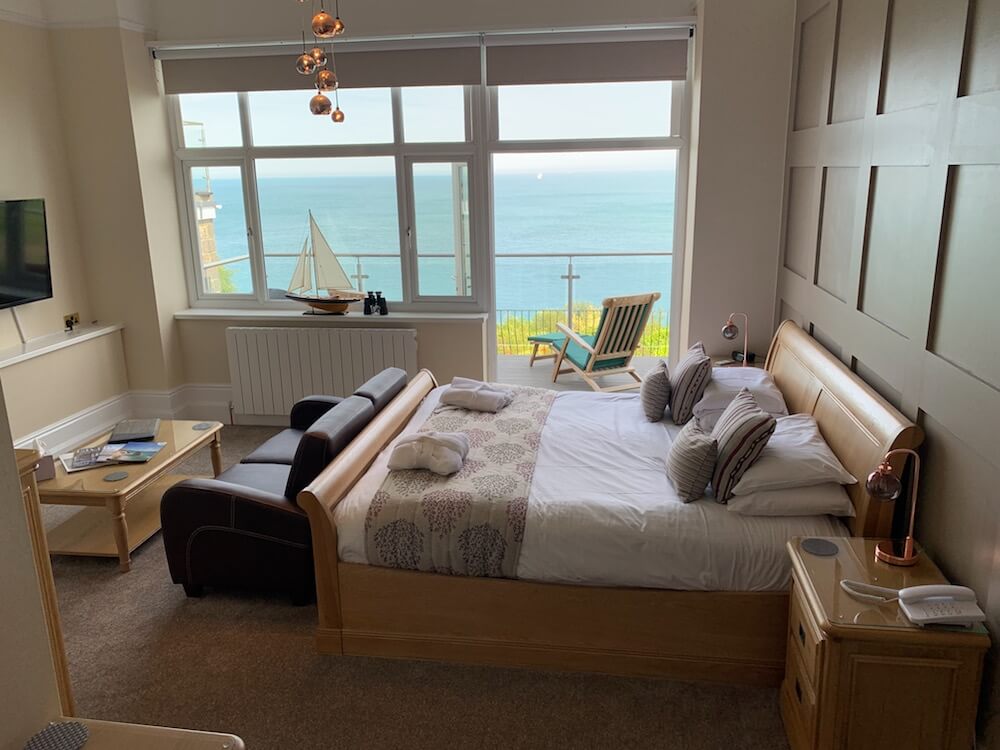 Rm2, Executive Suite, Sea Views, Luccombe Hall Hotel, Isle of Wight 1