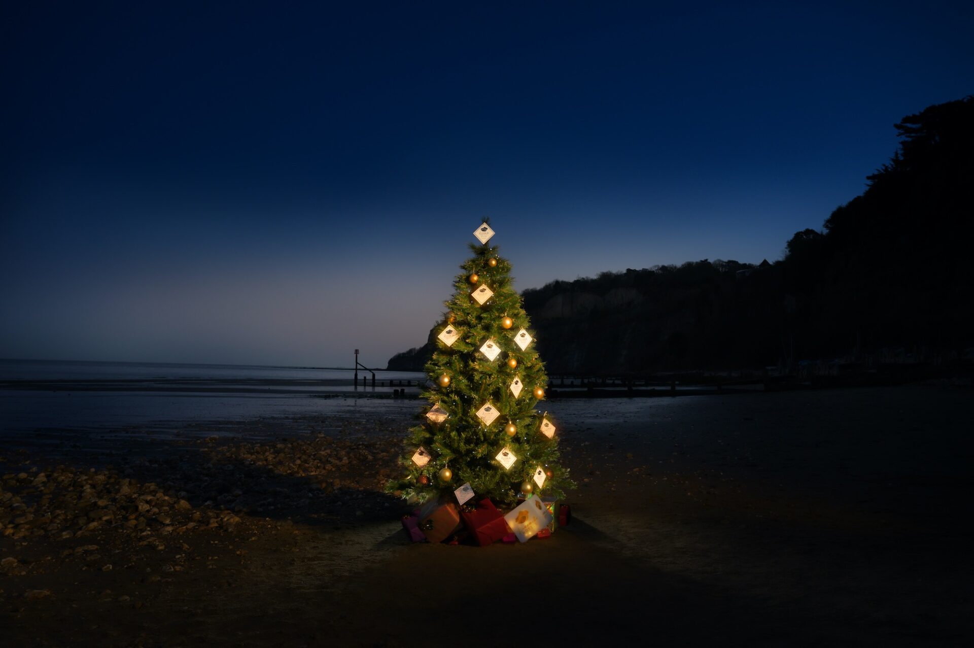 Christmas Getaways, Luccombe Hall Hotel, Isle of Wight - Festive Breaks